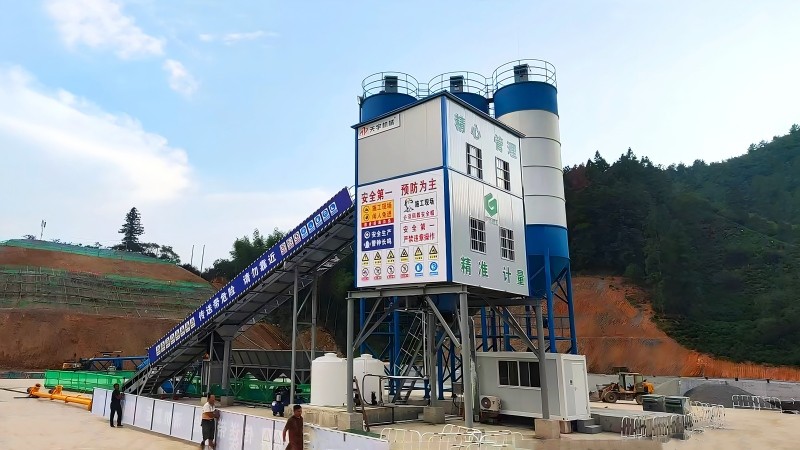 雙HZS90工程站